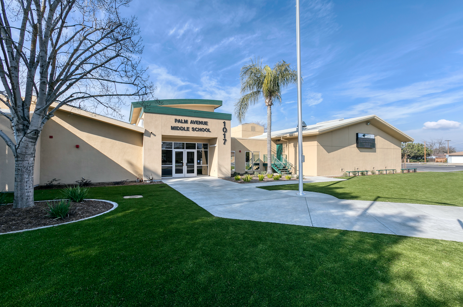 Palm Avenue Middle School Wasco, CA 93280 by Klassen
